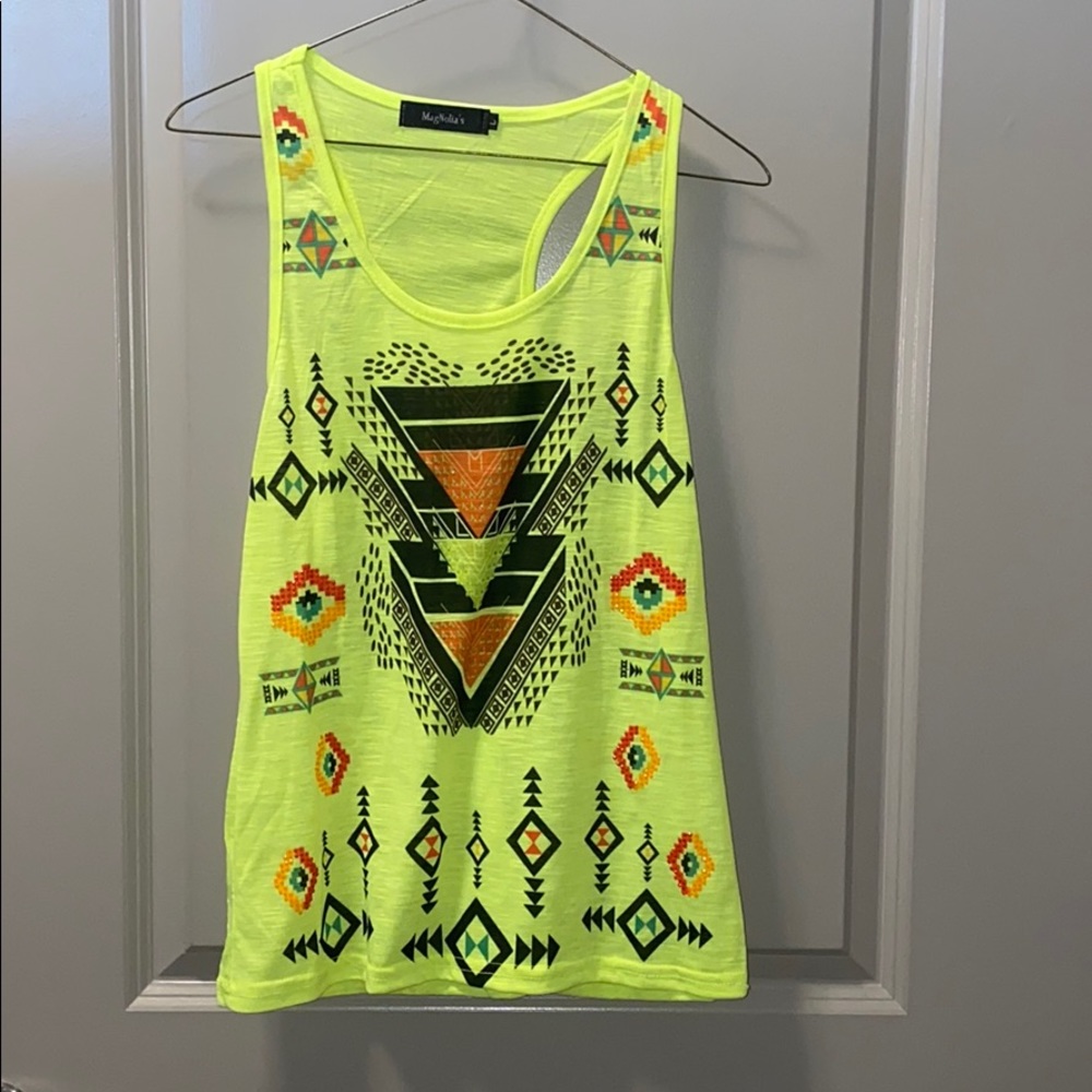 Magnolia’s neon yellow Aztec design tank size L